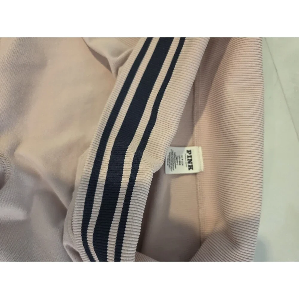 Victorias Secret pink by